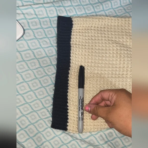 Women/Pre-teen Black and Cream Striped Sweater - Picture 2 of 4